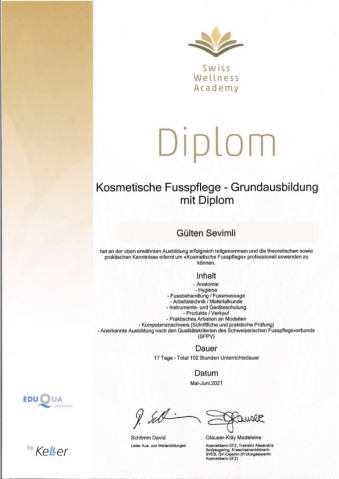 Fusspflege-Grundausbildung_hoch_f96c0d142f2571d3e4ab945d8227